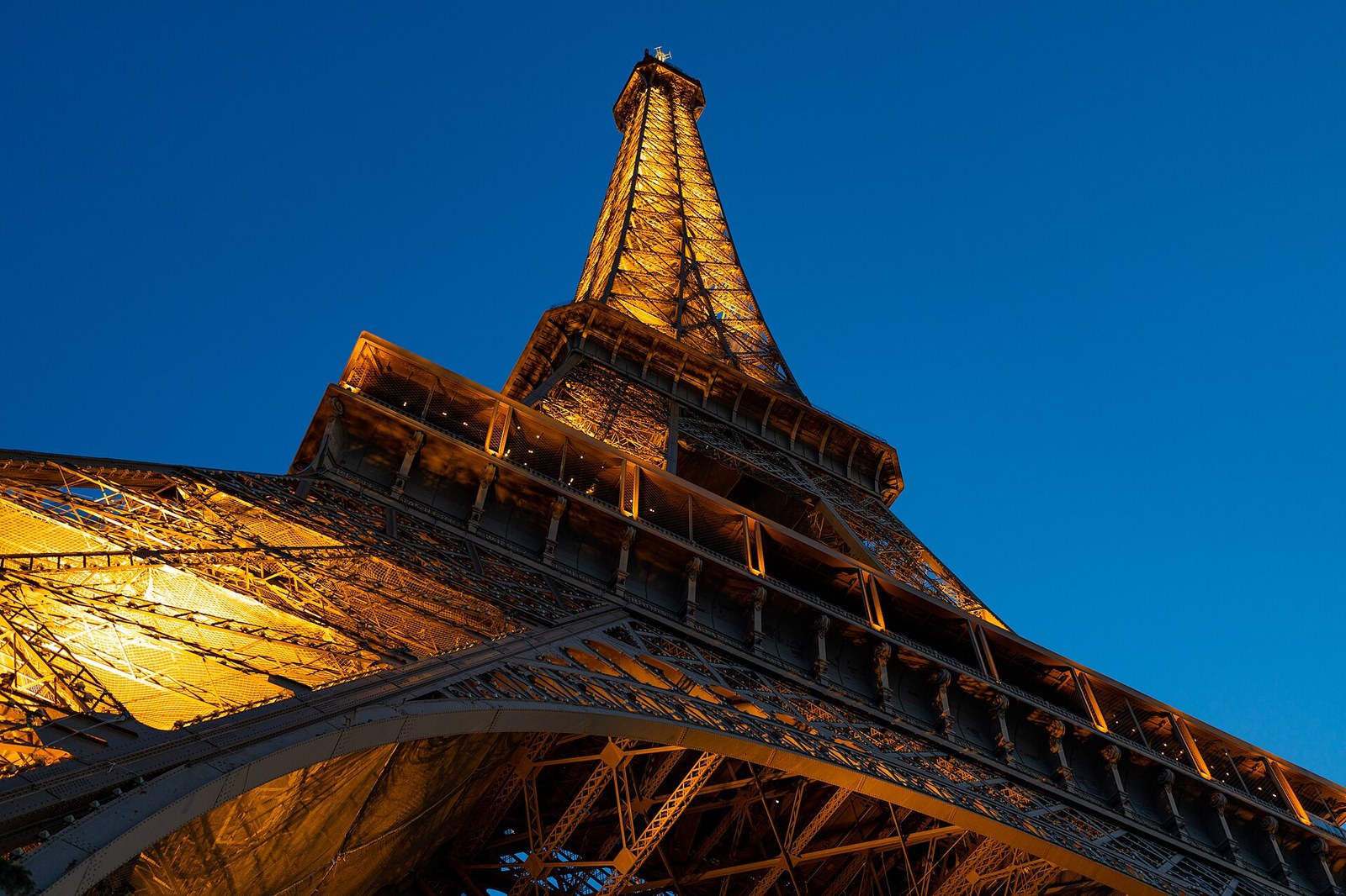 Photographie HD de la tour Eiffel à Paris